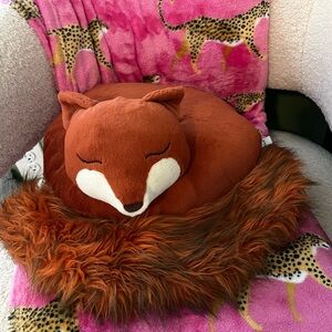 Jellycat Nestie Fox